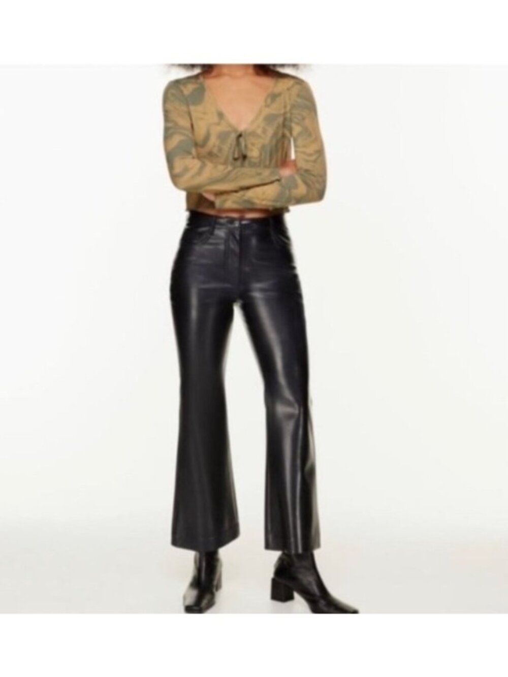 NEW $150 Aritzia Wilfred Adele High-Rise Kick Flare Leg Faux Leather Black Pants